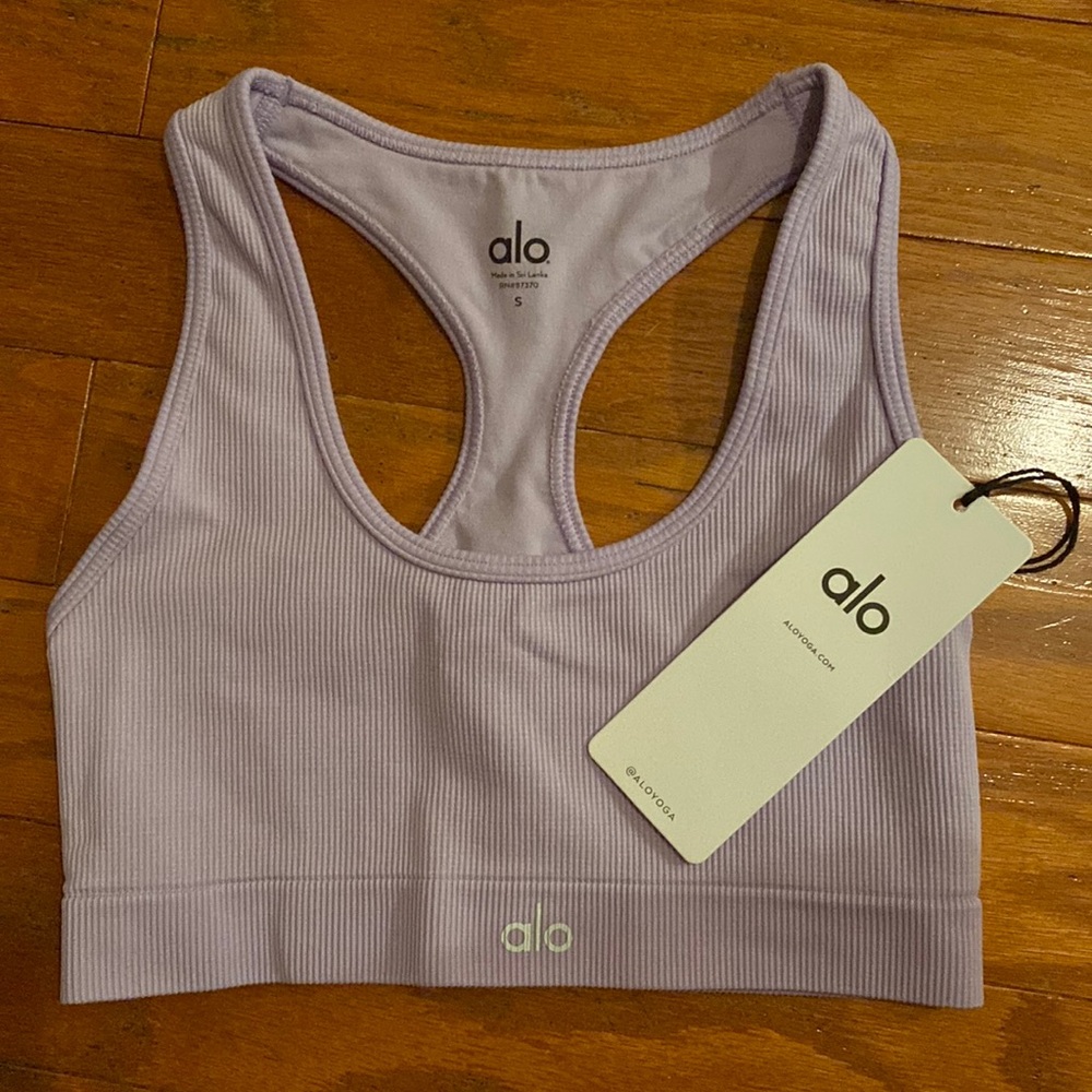 NWT ALO yoga sold out sports bra